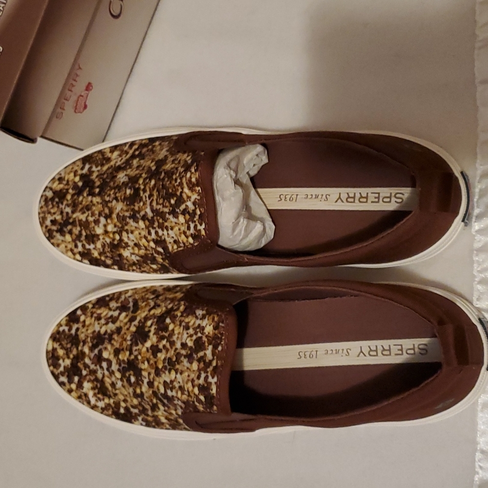Sperry frozen chocolate eclair sneakers size 7.5